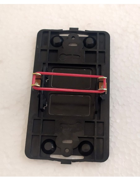 Supporto-in-resina-2-posti-per-scatola-tonda-Bticino-Magic-5