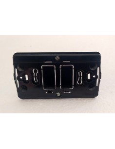 Supporto-in-resina-2-posti-per-scatola-tonda-Bticino-Magic 2