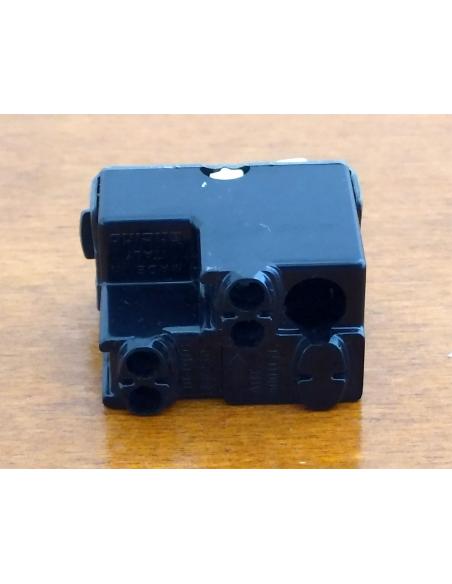 Interruttore-unipolare-luminoso-Bticino-Magic-Tcc5001LN-6