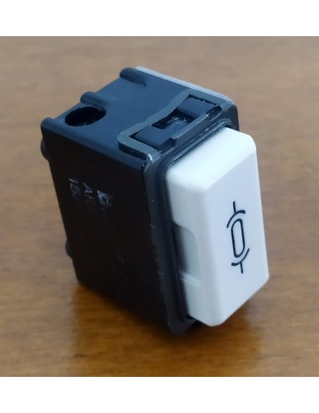 Portafusibile-Bticino-serie-Magic-con-fusibile-Art5088-1