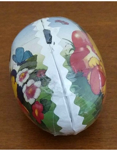 Uovo-apribile-in-cartoncino-decorato-12x8-cm-3