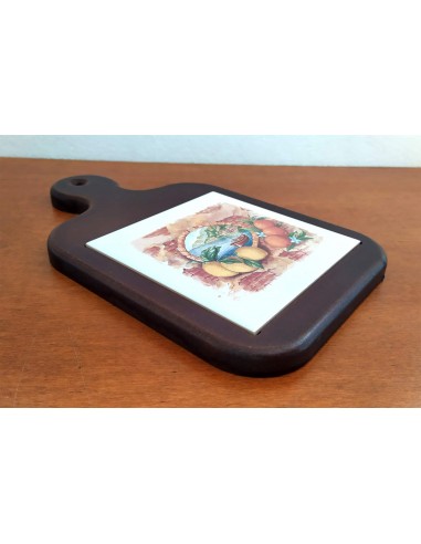 Tagliere-in-arte-povera-con-decorazione-su-piastrella-ceramica-3