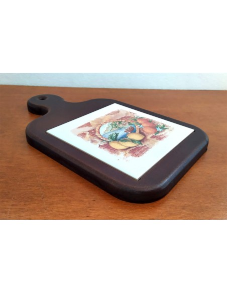 Tagliere-in-arte-povera-con-decorazione-su-piastrella-ceramica-3
