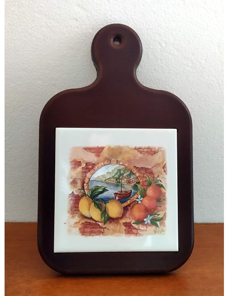 Tagliere-in-arte-povera-con-decorazione-su-piastrella-ceramica-5