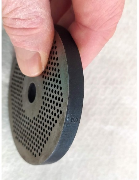 Piastra-trafila-per-tritacarne-elettrico-n°22-foro-da-2-mm-2