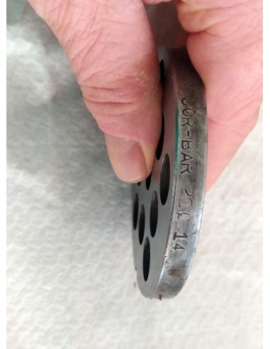 Piastra-trafila-per-tritacarne-elettrico-n°22-foro-da-14-mm-3