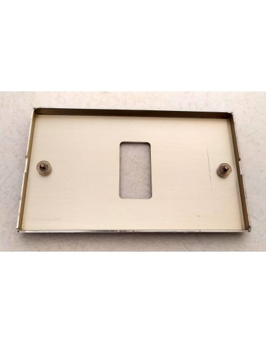 Placca-Bticino-1-posto-moduli-in-alluminio-serie-Magic-3