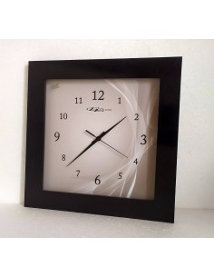 Orologio-quadrato-in-legno-venghe-nero-con-fondo-sfumato 2