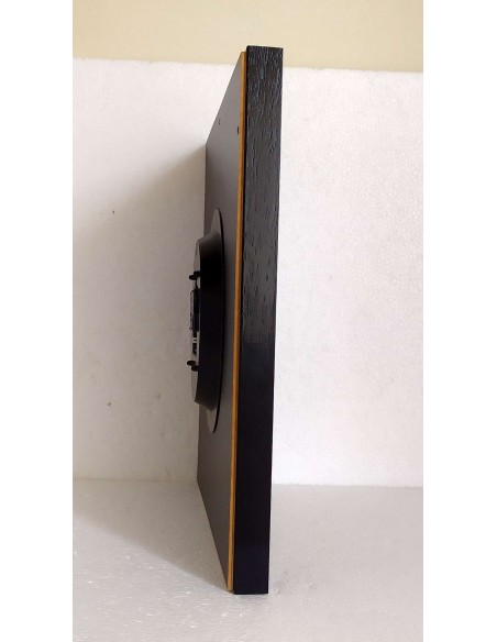 Orologio-quadrato-in-legno-venghe-nero-con-fondo-sfumato-5
