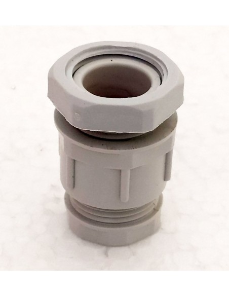 Pressacavo-grigio-in-poliammide-passo-Pg11-foro-19-IP67-3