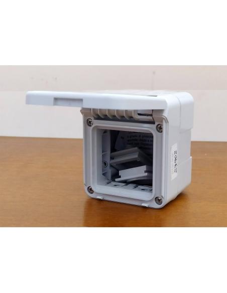 Cassetta-custodia-da-parete-idrobox-Bticino-Tekne-2-posti-IP55-2