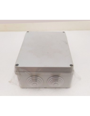 Cassetta-derivazione-da-parete-190x140x70-con-passacavi-IP55-3