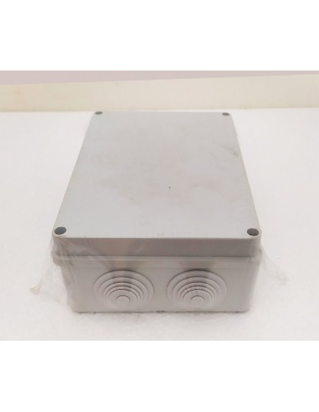 Cassetta-derivazione-da-parete-190x140x70-con-passacavi-IP55-3