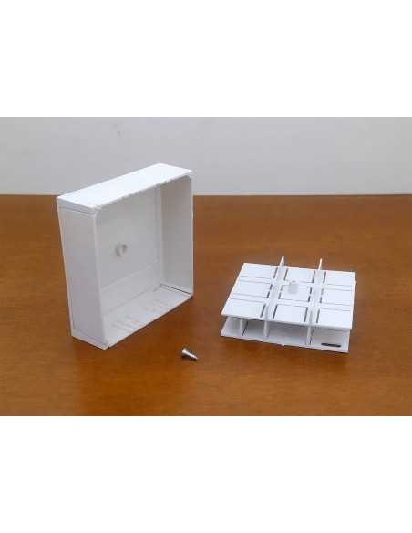 Scatola-per-derivazioni-piane-Lucasystem-avorio-H10/17-5