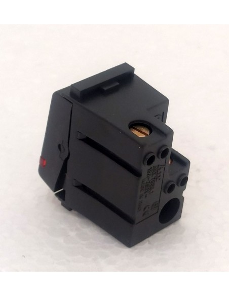 Pulsante-luminoso-Arc-compatibile-Bticino-Living-Classic-Arc78061-6