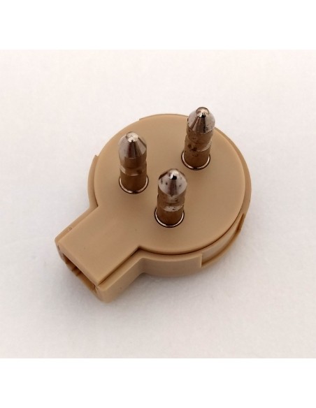 Presa-spina-telefonica-a-tre-poli-con-attacco-plug-Rj11-1