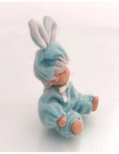 Coniglietto-in-ceramica-con-vestito-e-cappello-celeste-5x8-cm-1