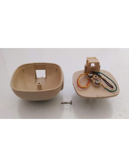 Spina-telefonica-tripolare-tradizionale-con-presa-plug-3