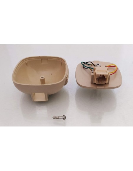 Spina-telefonica-tripolare-tradizionale-con-presa-plug-4