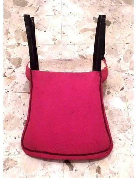 Poltroncine-in-legno-ricoperte-di-tessuto-rosso-vintage-anni-60-10