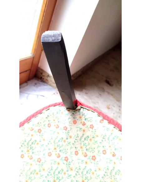 Poltroncine-in-legno-ricoperte-di-tessuto-rosso-vintage-anni-60-13