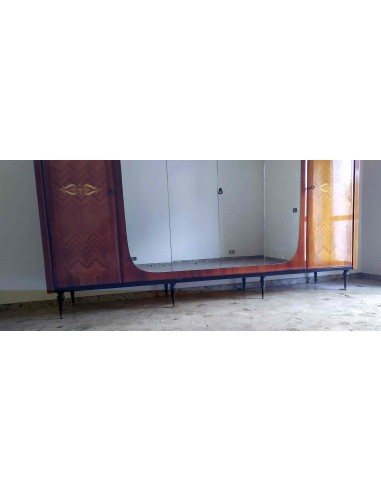 Armadio-in-legno-lucido-antico-con-6-ante-e-specchio-centrale-4