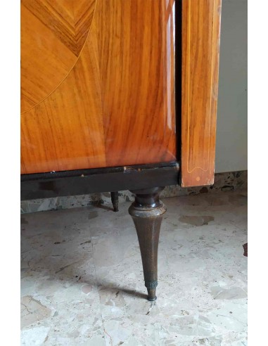 Armadio-in-legno-lucido-antico-con-6-ante-e-specchio-centrale-13