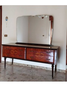 Como-antico-in-legno-lucido-decorato-con-4-cassetti-e-specchio-2 2