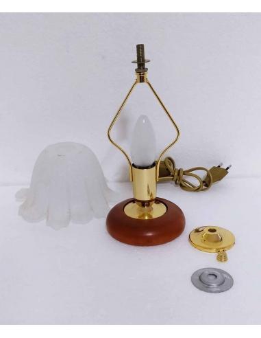 Lumetti-abajur-con-base-in-legno-e-parti-metalliche-color-oro-8