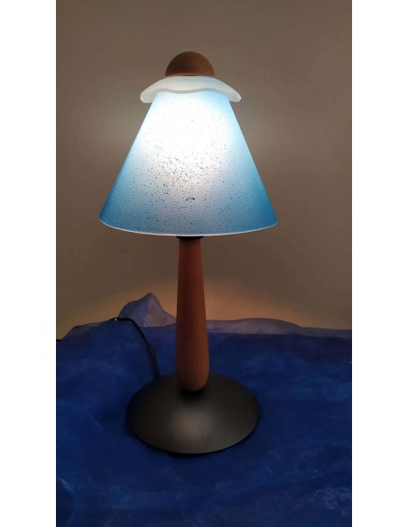 Lumetto-abajur-in-legno-e-metallo-con-paralume-blu-3