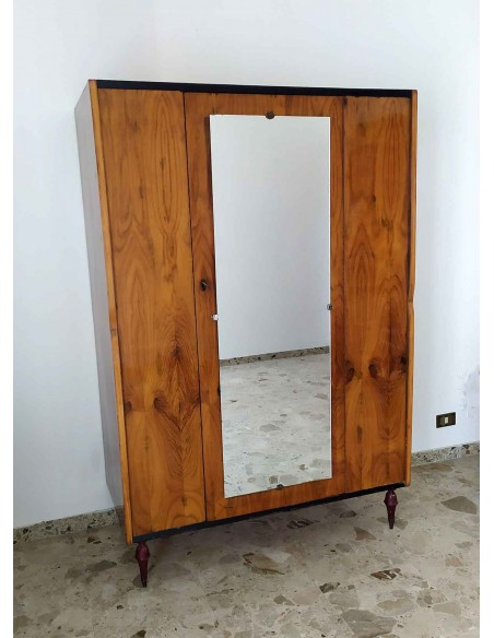 Armadio-vintage-con-specchio-per-camera-da-letto-1-anta-2