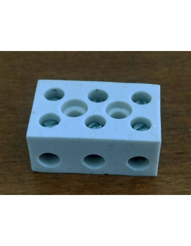 Morsettiera-in-steatite-ceramica-3-poli-l37xp24xh16mm