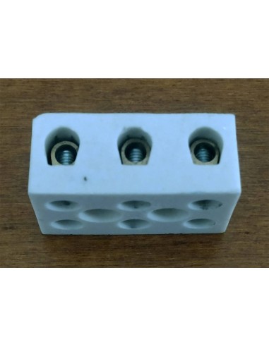 Morsettiera-in-steatite-ceramica-3-poli-l37xp24xh16mm-3