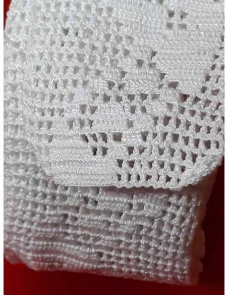 Tramezzo-bordura-pizzo-lavorato-alluncinetto-colore-bianco-l-4,5cm-x-6,65-metri-2