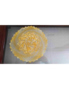 Centrino-giallo-tondo-artigianale-o-28-cm 2