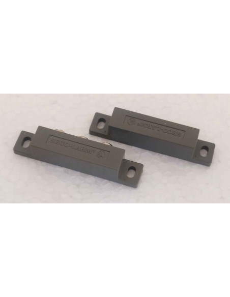 Contatto-sensore-magnetico-grigio-con-contatti-C/NC/NA