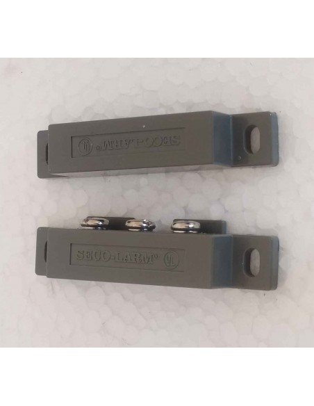 Contatto-sensore-magnetico-grigio-con-contatti-C/NC/NA-3