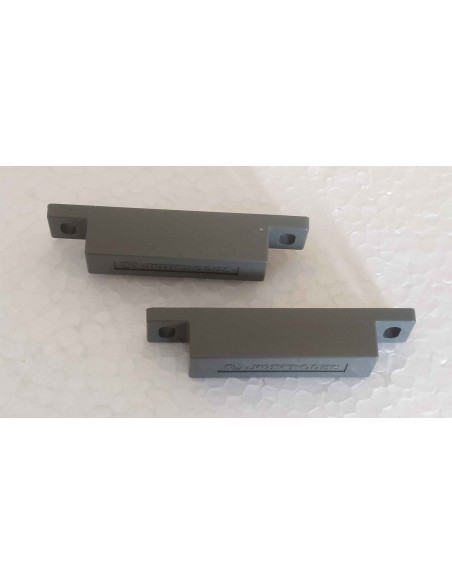 Contatto-sensore-magnetico-grigio-con-contatti-C/NC/NA-6