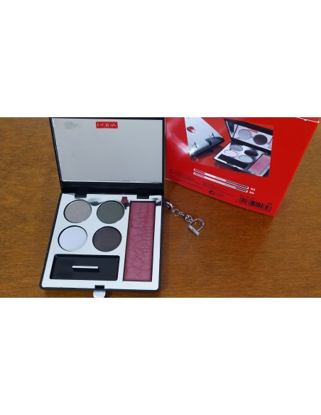 Precious-Palette-Ref.03-con-cuore-rosso-Trousse-Pupa-Interno-1