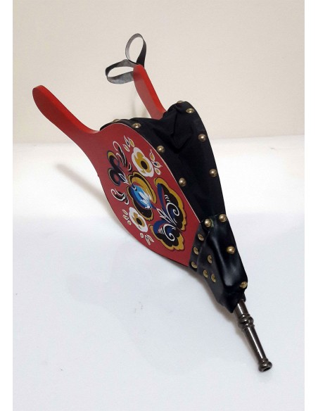 Soffietto-manuale-decorato-per-camino-barbecue-Seletti-vintage-1