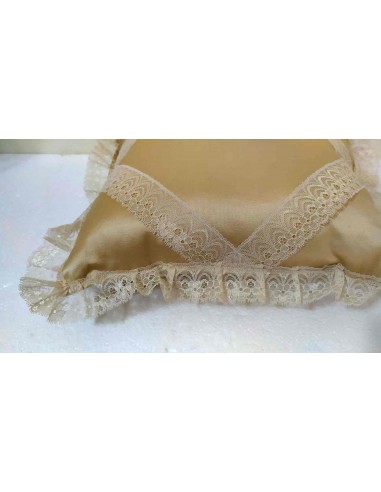 Cuscino-arredo-ecru-in-rasone-con-pizzo-e-merletto-35x40-cm-4