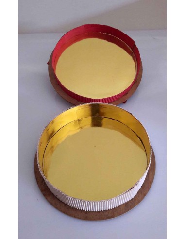 Scatola-regalo-rotonda-in-legno-con-rose-artigianali-e-nastri-rossi-o-21-cm-4