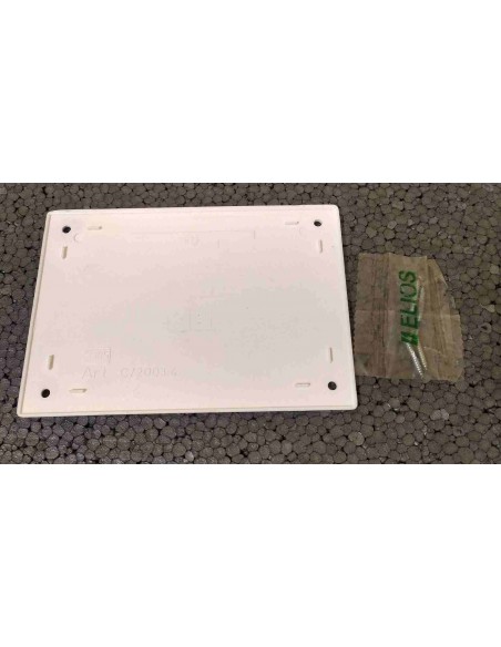 Coperchio-bianco-per-scatole-derivazione-incasso-150x105-mm