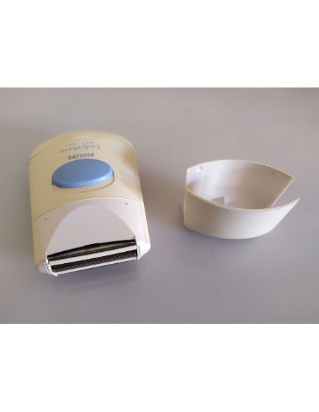 Rasoio-depilatore-da-donna-Philips-ladyshave-voyage-HP2704-7